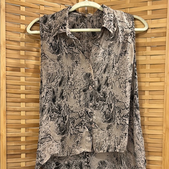 Tops - Snake Print Sleeveless Asymmetrical Button Blouse with Collar